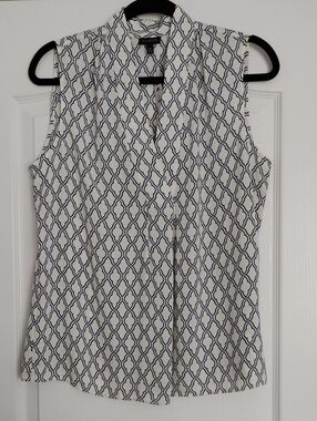 Navy Blue and Cream Sleeveless Blouse